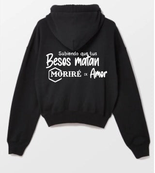Sudadera tipo Crop Top | Morat | Sabiendo que tus besos matan moriré de amor